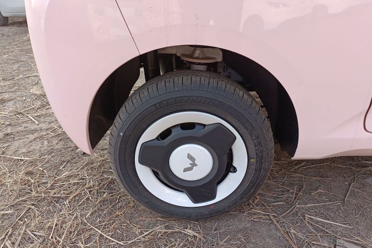 五菱汽车 宏光MINIEV 2024款 第三代 215km 青春版车身外观6008