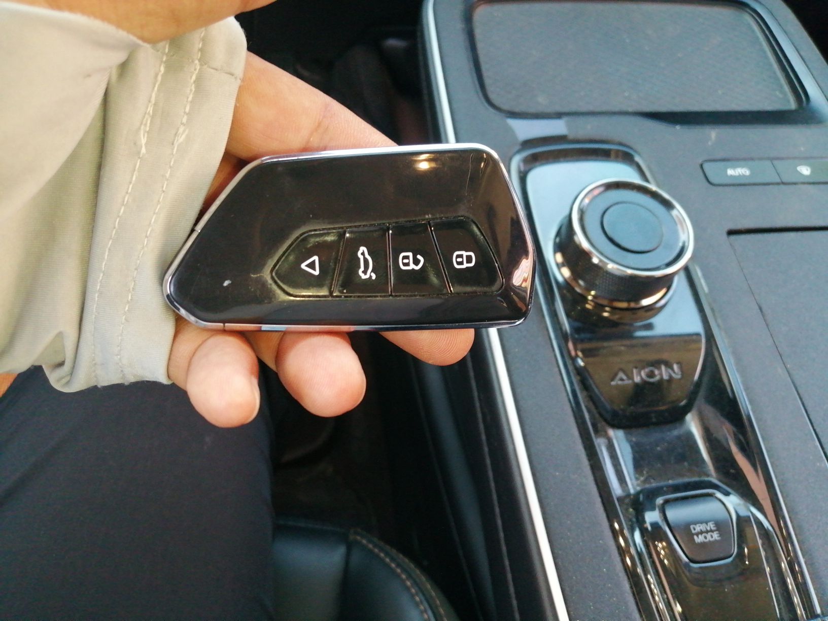 埃安 AION S 2022款 魅 580 Pio