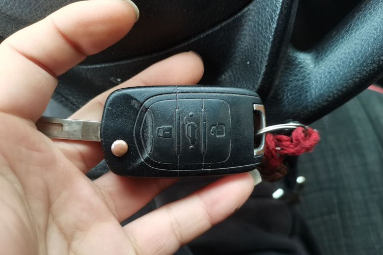 五菱汽车 五菱宏光 2019款 1.5L S基本型国VI LAR中控内饰7001