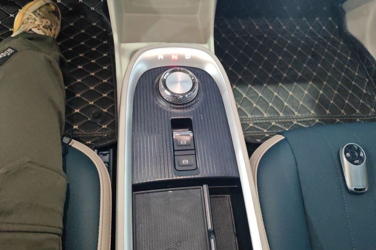 欧拉好猫 2022款 莫兰迪版 400km标准续航 两周年轻享型 磷酸铁锂局部细节18