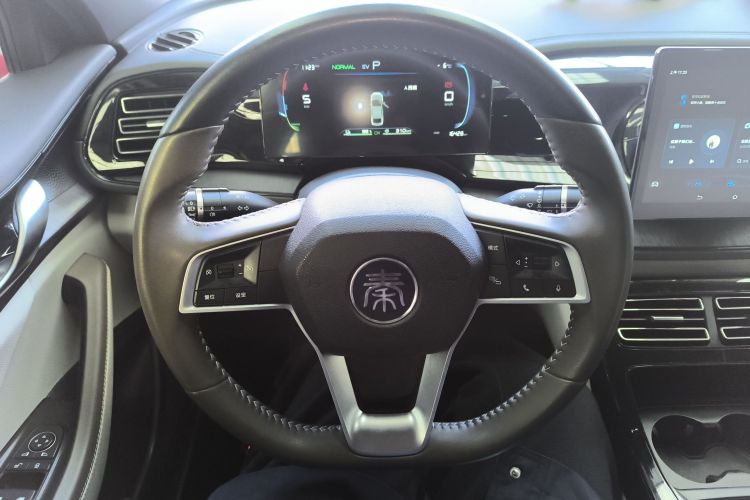 比亚迪 秦PLUS 2024款 荣耀版 DM-i 55KM领先型中控内饰13