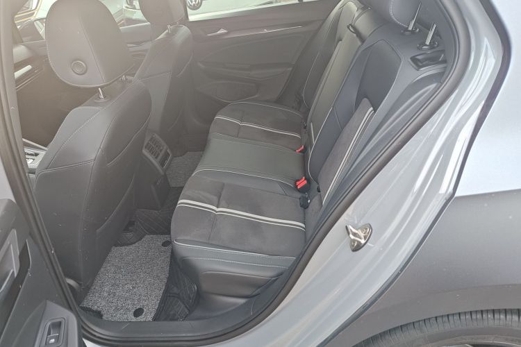 大众 高尔夫 2023款 改款 280TSI DSG R-Line Lite中控内饰21