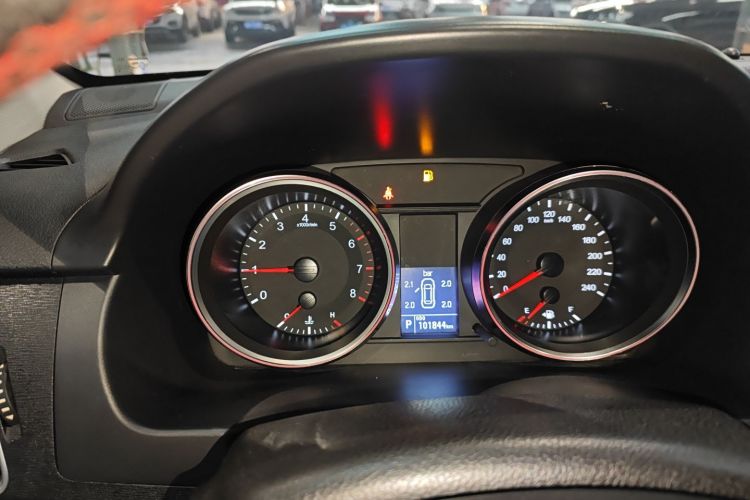 哈弗H6 2015款 运动版 1.5T 自动两驱豪华型中控内饰14