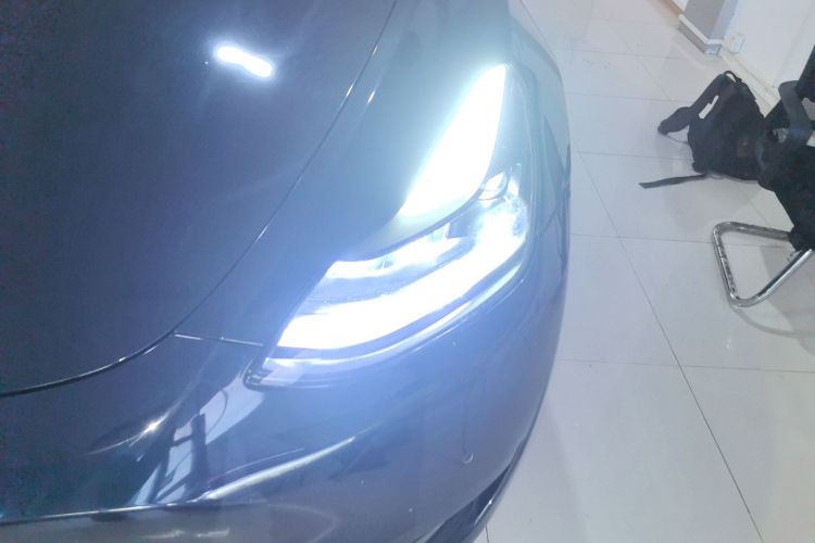 特斯拉 Model Y 2022款 后轮驱动版局部细节36