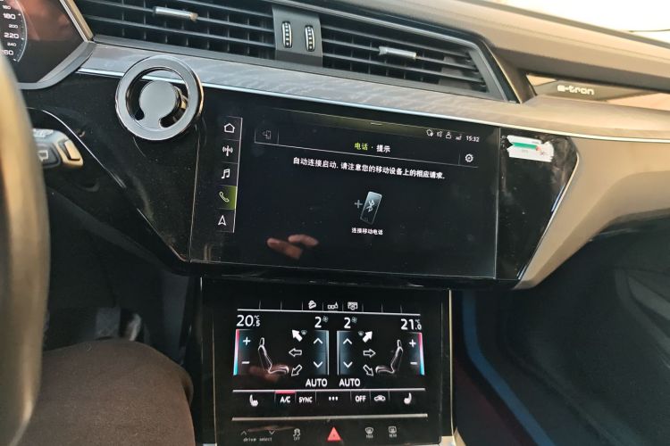 奥迪e-tron(进口) 2019款 55 quattro 技术型中控内饰16