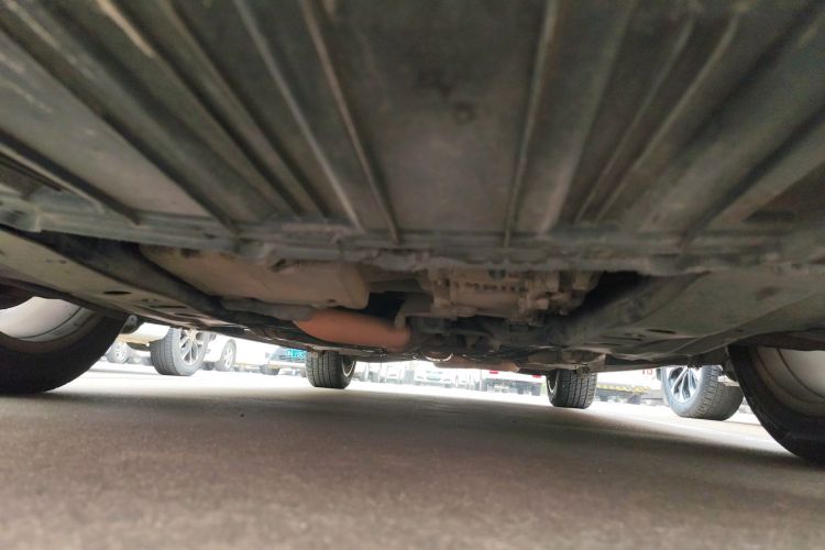 别克 君越 2014款 2.0T SIDI 精英技术型局部细节9008