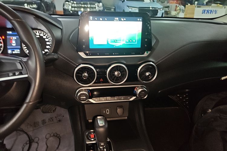 日产 轩逸 2022款 1.6L XL CVT悦享版中控内饰16