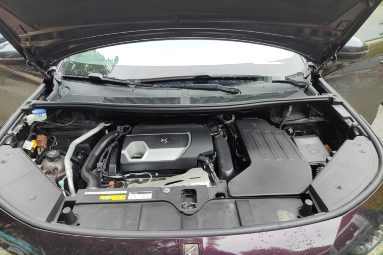 DS 7 2020款 35THP 蒙马特版局部细节24