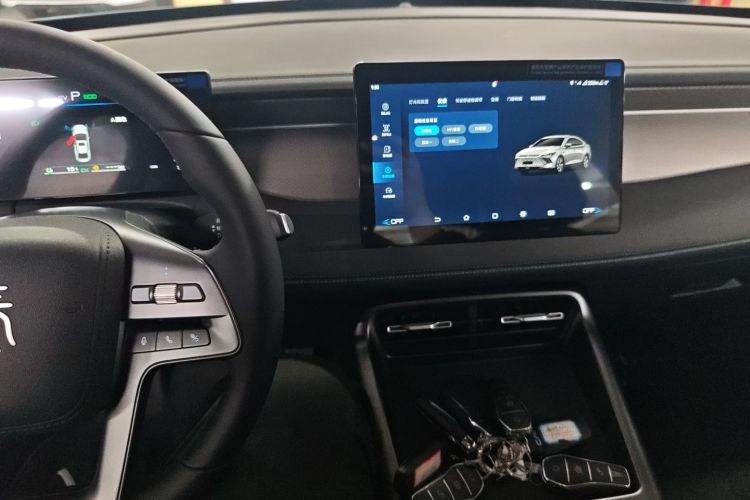 比亚迪 秦PLUS 2025款 DM-i 智驾版 128KM进取型中控内饰7002