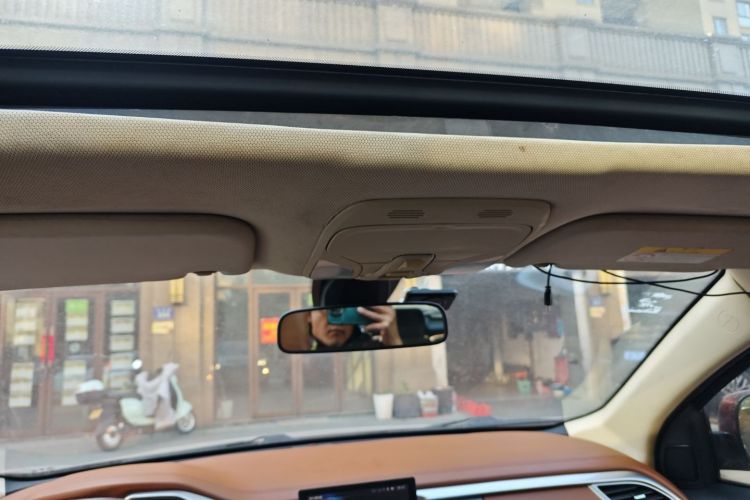 东南DX7 2015款 1.5T 手动豪华型中控内饰22