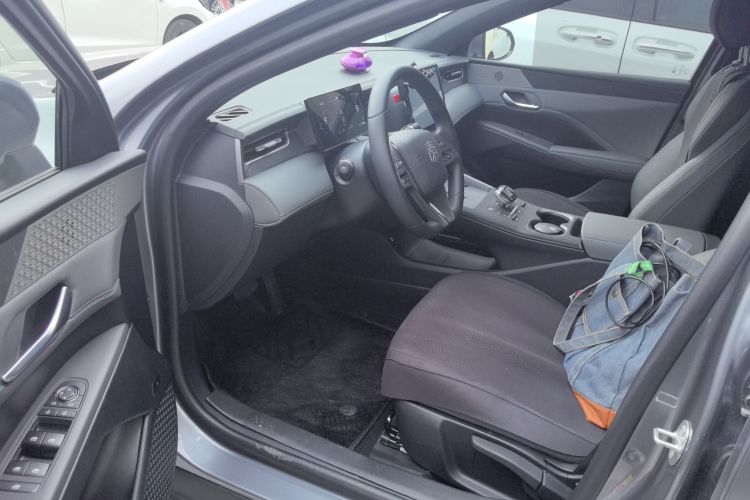 比亚迪 秦PLUS 2025款 DM-i 智驾版 55KM领先型中控内饰20