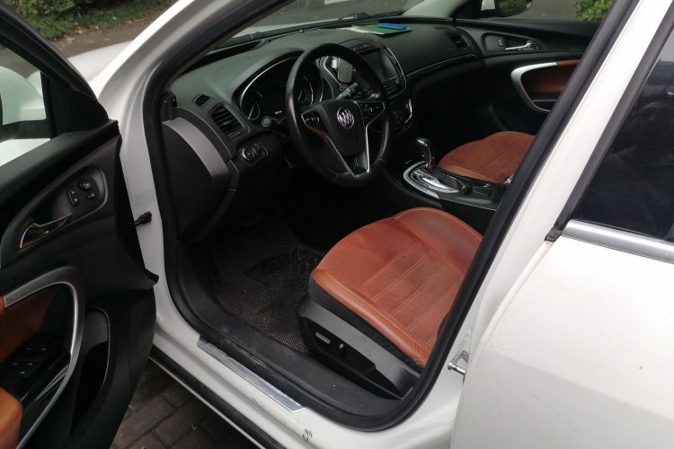 别克 君威 2015款 GS 2.0T 豪情运动版中控内饰7003