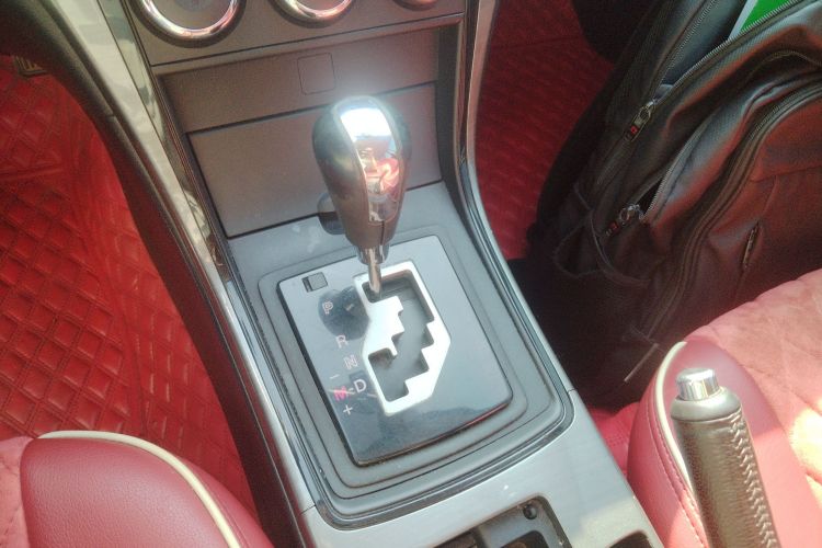 马自达 睿翼 2012款 2.0L 自动精英版中控内饰18