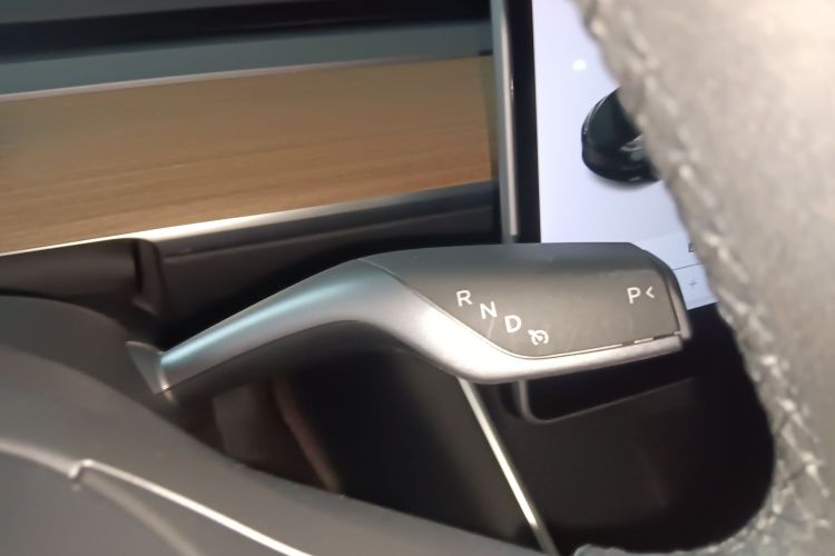 特斯拉 Model 3 2020款 标准续航后驱升级版中控内饰18