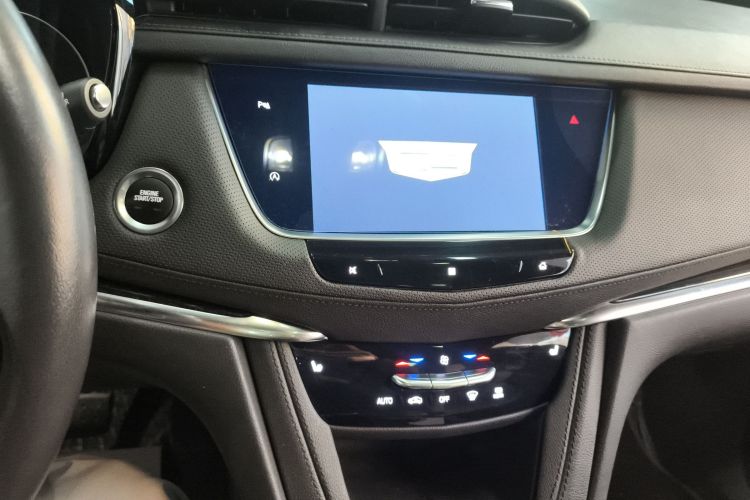 凯迪拉克XT5 2021款 2.0T 四驱豪华型中控内饰16