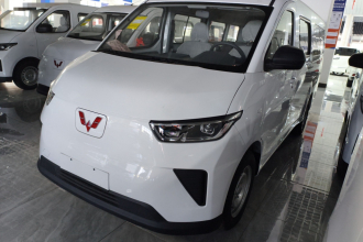 五菱汽车 五菱扬光 2025款 310KM 客车版宁德时代定制版