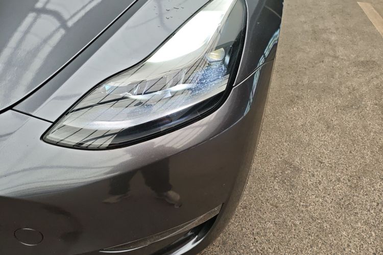 特斯拉 Model Y 2021款 标准续航后驱版局部细节36