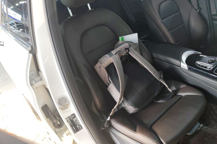 奔驰GLC 2020款 GLC 260 L 4MATIC 动感型局部细节41