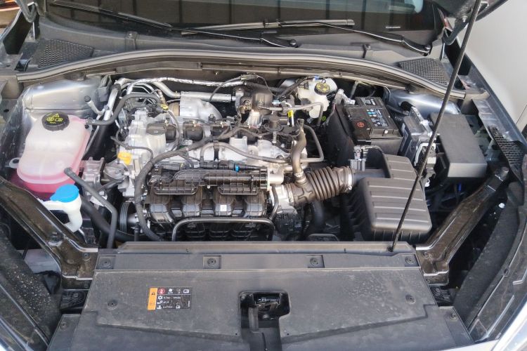 荣威i5 2024款 1.5L CVT尊荣版局部细节24