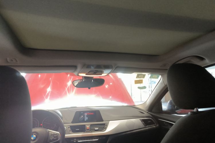 宝马1系 2017款 118i 时尚型中控内饰22