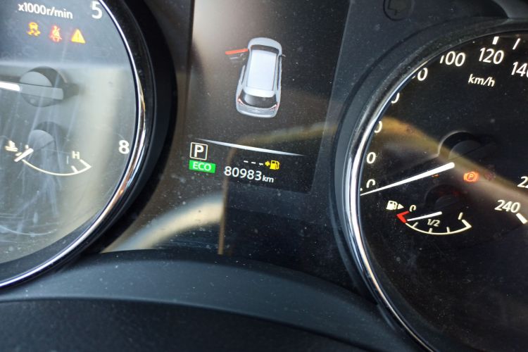 日产 奇骏 2019款 2.0L CVT舒适版 2WD中控内饰15