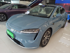 鸿蒙智行 智界R7 2024款 纯电 736km UItra