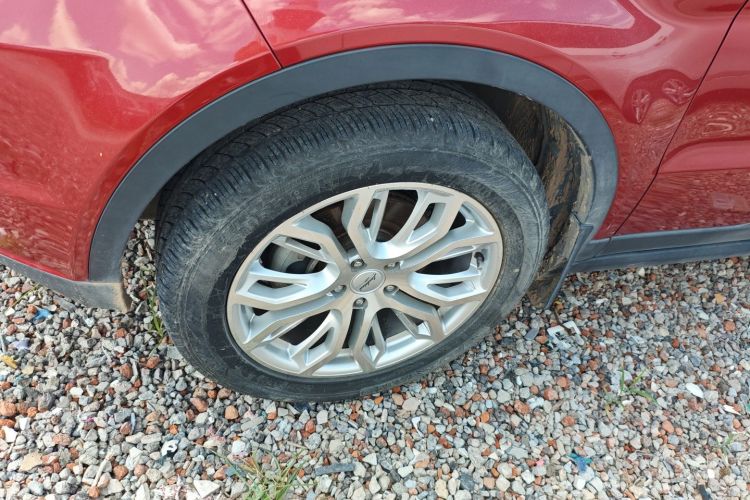 陆风X7 2015款 2.0T 全景尊贵版车身外观6007