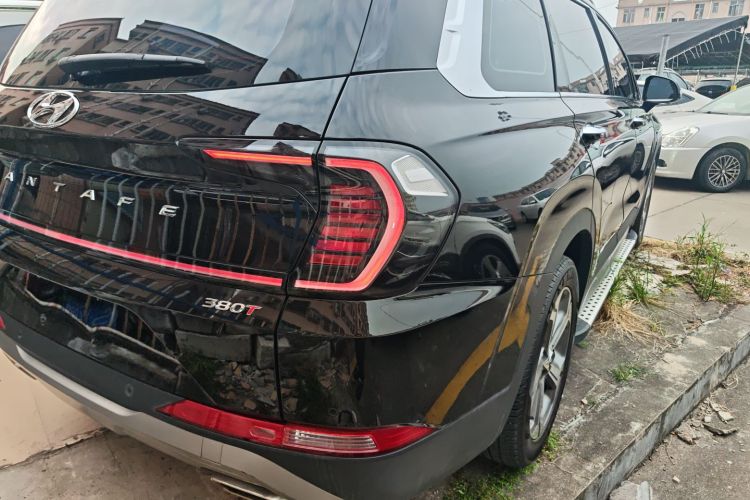 现代 胜达 2023款 旅行家 380T GDi 自动两驱GLX精英版车身外观6006