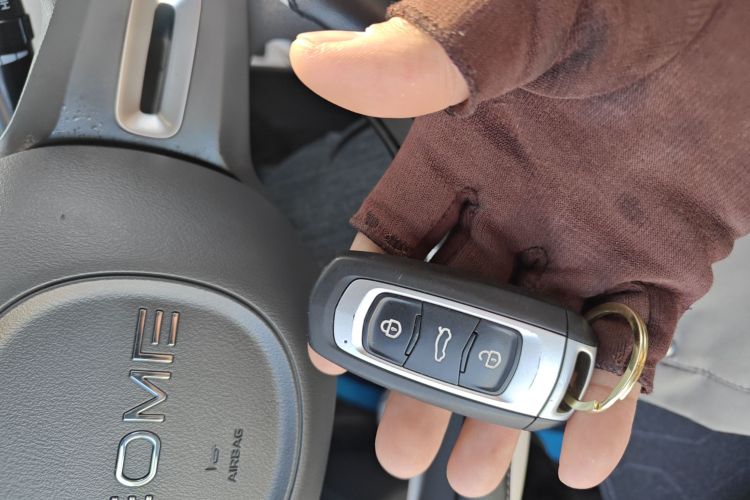 吉利银河 2024款 熊猫mini 200km 耐力熊中控内饰11