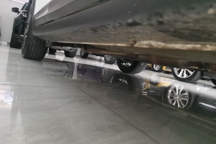 长安UNI-T 2020款 1.5T 尊贵型局部细节9001