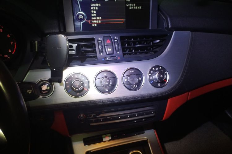 宝马Z4 2012款 sDrive20i领先型中控内饰16