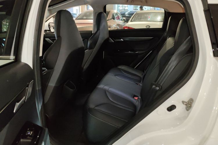 小鹏G3 2020款 520i 智享版中控内饰21