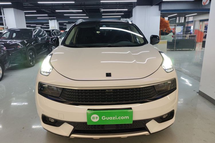 领克01 2017款 2.0T 四驱劲Pro版车身外观2