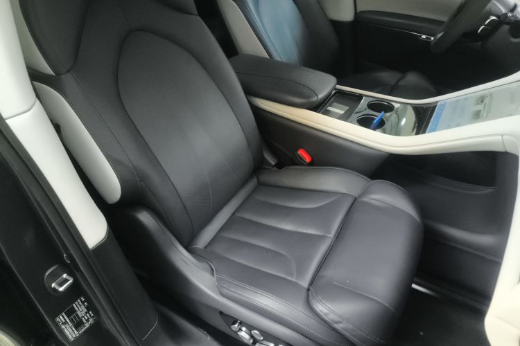 智己汽车 智己LS7 2023款 90kWh Elite后驱版局部细节41