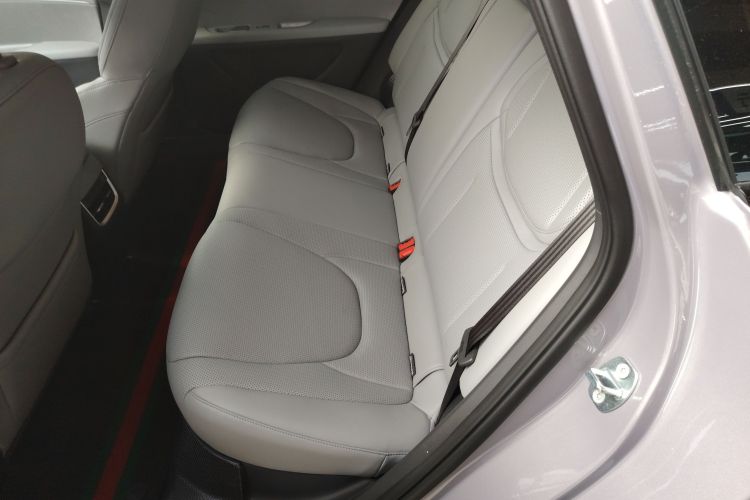 小鹏MONA M03 2025款 620 超长续航 Plus中控内饰21