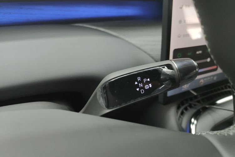 小鹏G7 2025款 702 超长续航 Max局部细节18