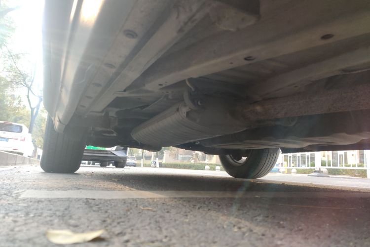 丰田 RAV4荣放 2010款 2.0L 自动豪华升级版局部细节9001