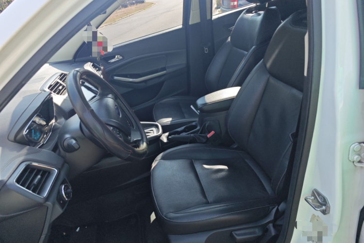 福特 福睿斯 2017款 幸福版 1.5L 自动时尚型中控内饰19