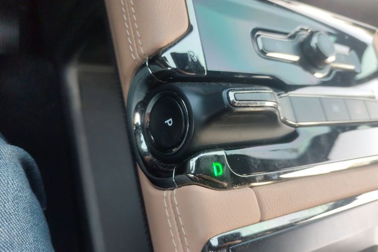 蔚来ES8 2020款 415KM 七座版局部细节18