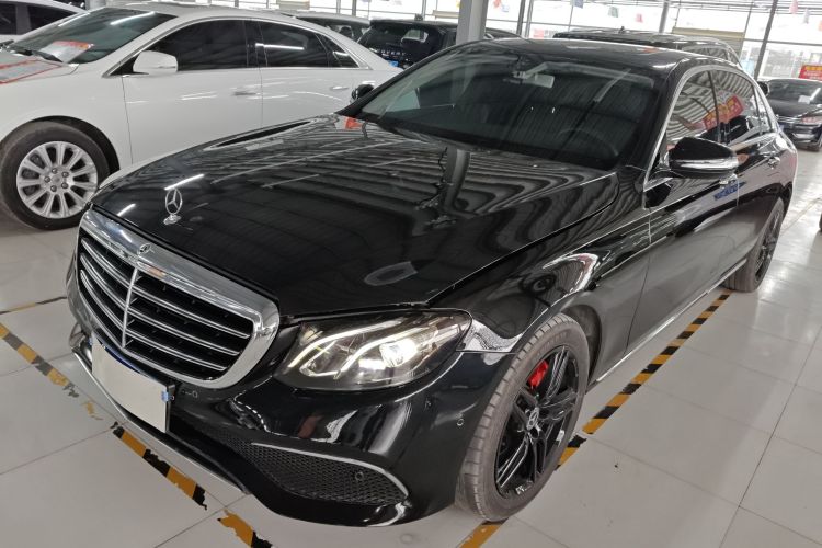 奔驰E级 2016款 E 200 L车身外观1