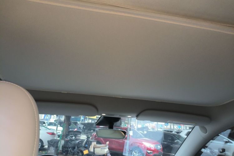 特斯拉 Model Y 2022款 后轮驱动版局部细节22