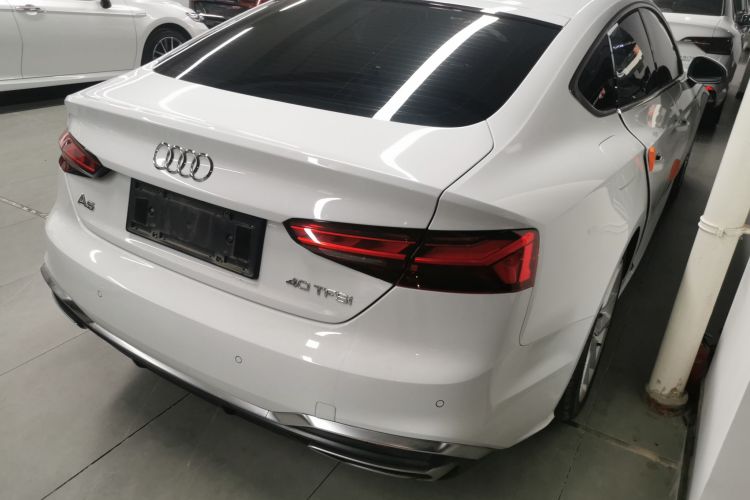 奥迪A5 2022款 Sportback 40 TFSI 时尚动感型车身外观7