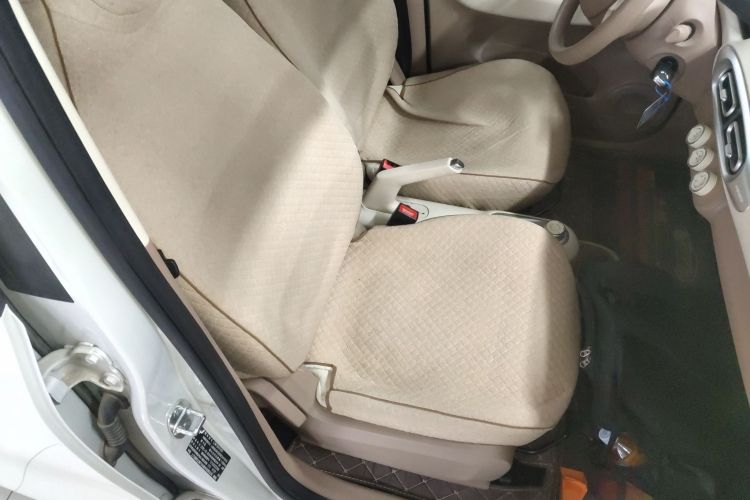 五菱汽车 宏光MINIEV 2025款 四门版 进阶款局部细节41