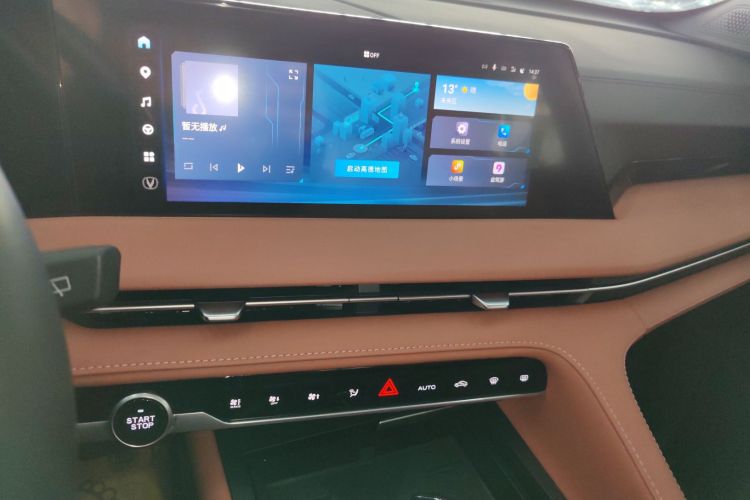 长安CS75 PLUS 2024款 第三代 冠军版 2.0T 智驾劲擎型中控内饰16