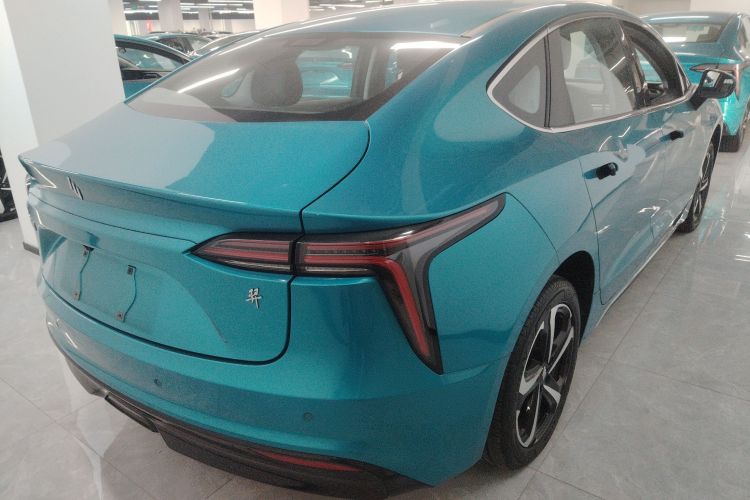 江铃集团新能源 羿 2023款 标准续航行业版车身外观7