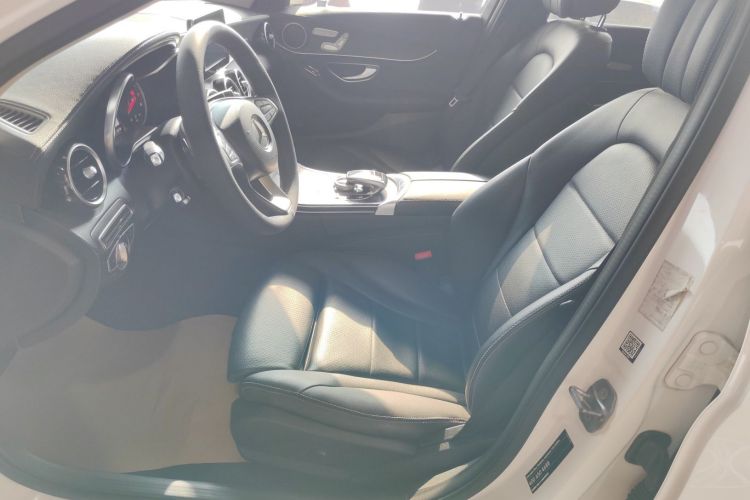 奔驰C级 2018款 C 200 L 运动版中控内饰19