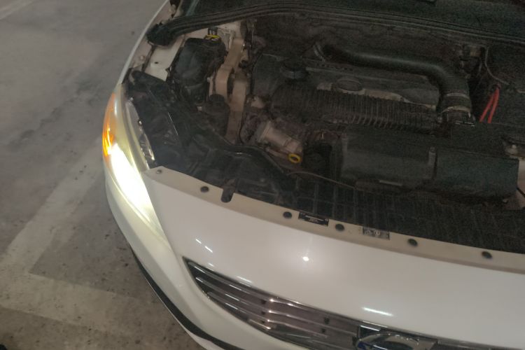 沃尔沃S60 2015款 S60L 2.0T 智远版局部细节9006