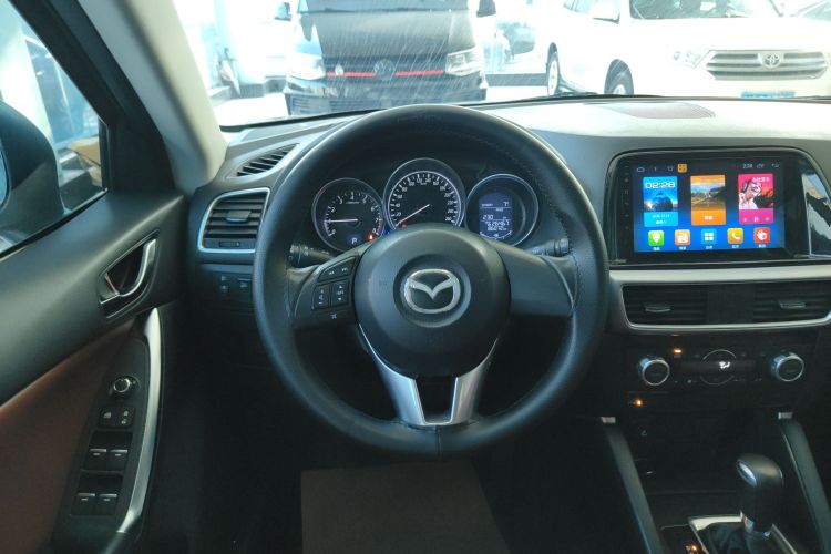 马自达CX-5 2015款 2.0L 自动两驱都市型中控内饰13