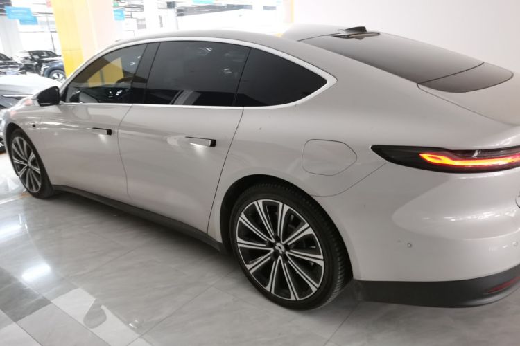 蔚来ET7 2024款 75kWh 行政版车身外观6003