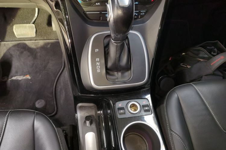 福特 翼虎 2015款 2.0L GTDi 四驱运动型中控内饰18